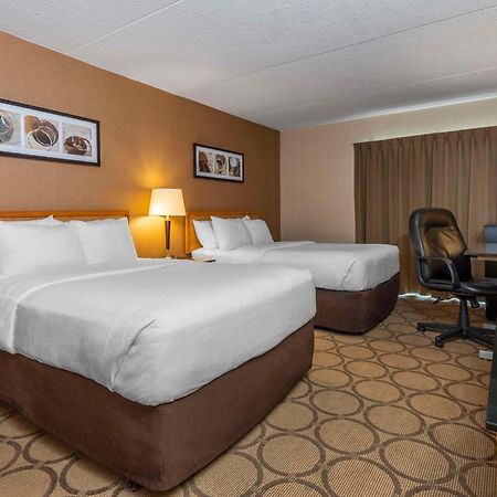 Comfort Inn Cobourg Buitenkant foto