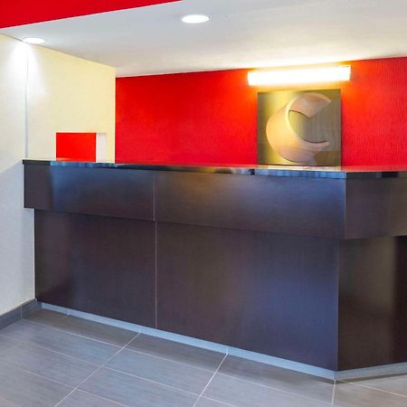 Comfort Inn Cobourg Buitenkant foto