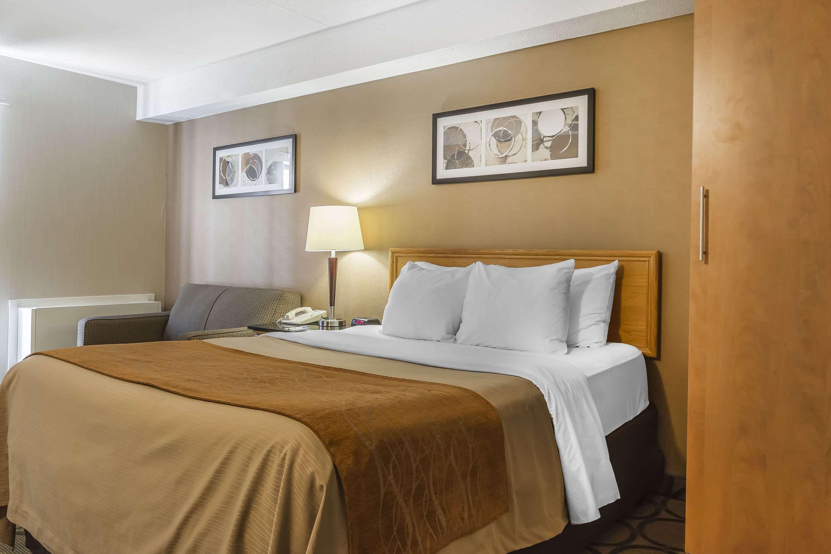 Comfort Inn Cobourg Buitenkant foto